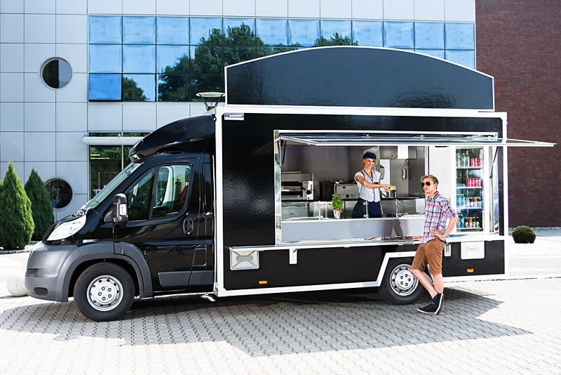 Wpływ food trucków na rynek