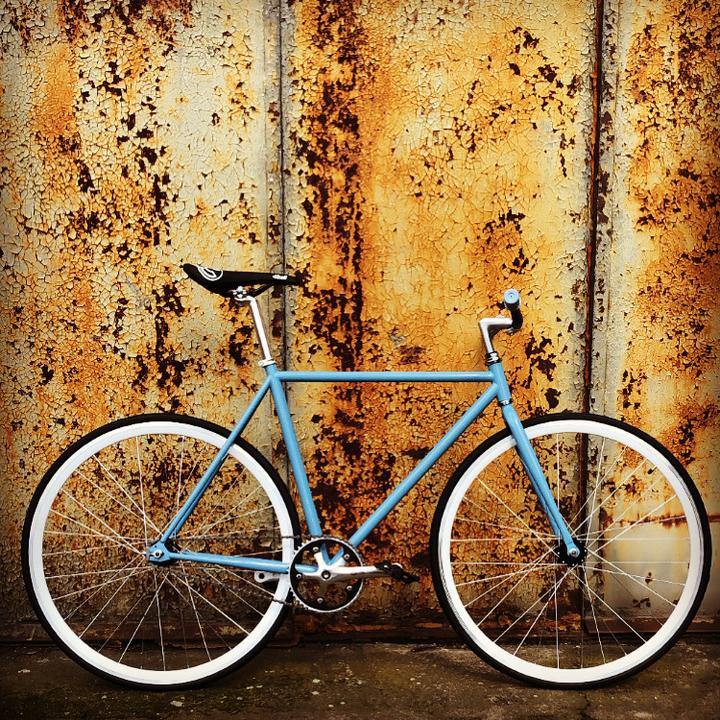 Bezpieczeństwo ostrych kół