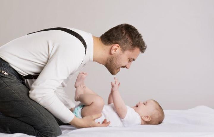 Pielęgnacja noworodka dla taty