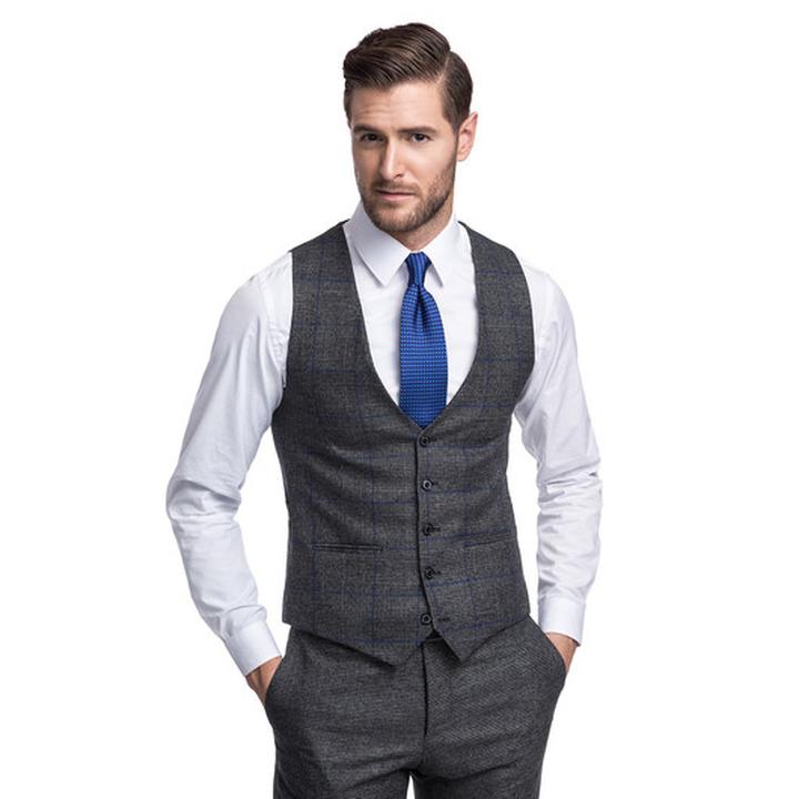 Elegancki Gość na Weselu: Przewodnik po Idealnym Ubiorze