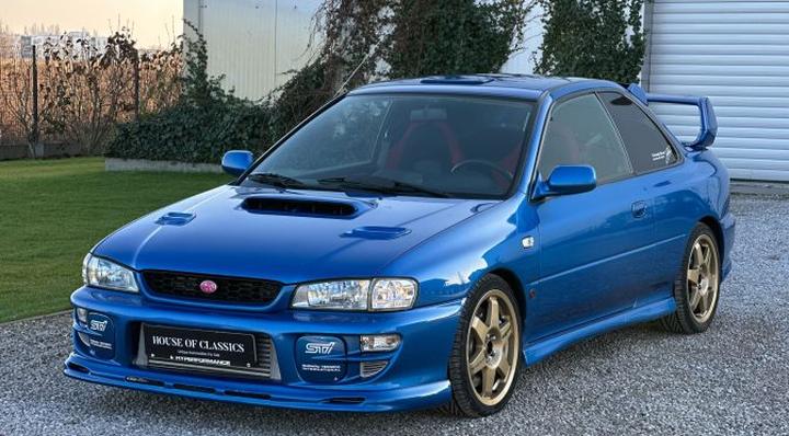 Jak zostać duszą towarzystwa? 7 sprawdzonych patentów na niezapomniane imprezy